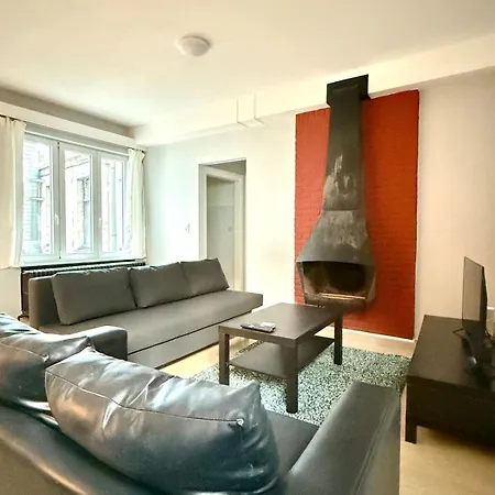 3 Min To The Grand-place - 5 Min To Manneken Pis & Sleeps 6 People *