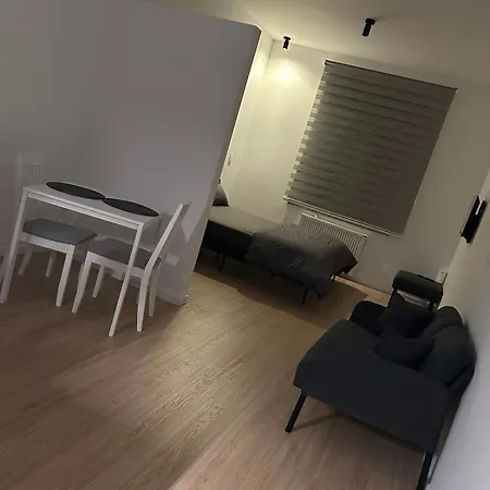 Cozy In Koekelberg Apartment Brussels