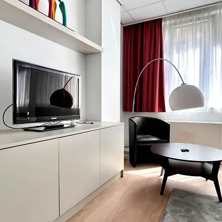 - 2 Min From Grand Place - Stunning Apartment