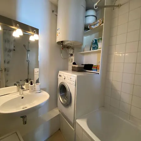 Urban Elegance Steps From Eu Madou & Historic Center Of Apartment Brussels