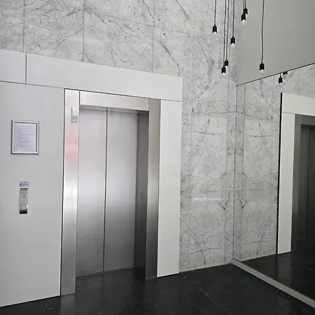 Apartment Square *