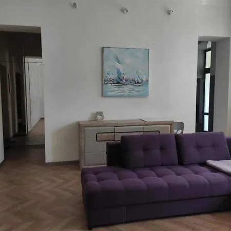 Rosa Apartment