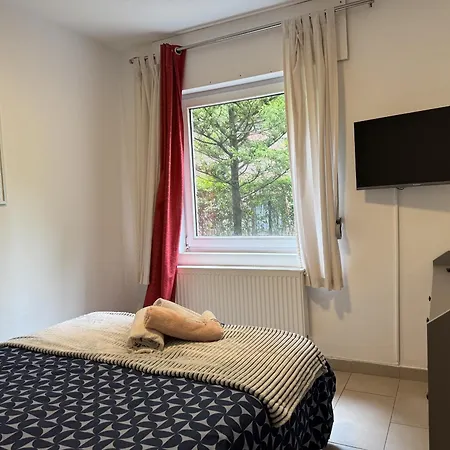 Apartment Luxueux Calme Avec Jardin & Terrasse Metro Direct Centre De *