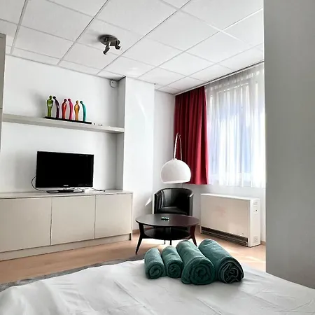 - 2 Min From Grand Place - Stunning Brussels