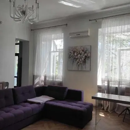 Rosa Apartment
