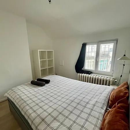 Light And Bright Apartment Brussels