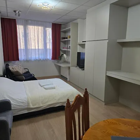 Apartment Square