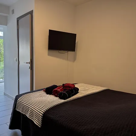 Luxueux Calme Avec Jardin & Terrasse Metro Direct Centre De * Brussels
