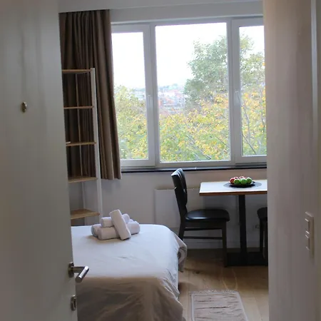 Elegant Renovated Studio, Center Brussels