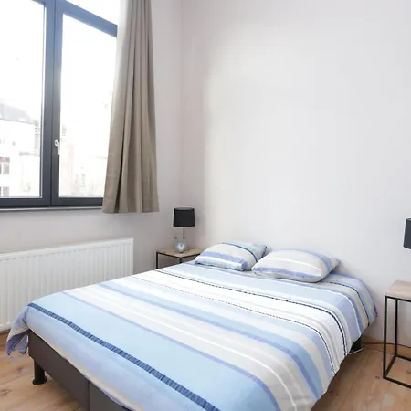 Eu Flats Apartment *