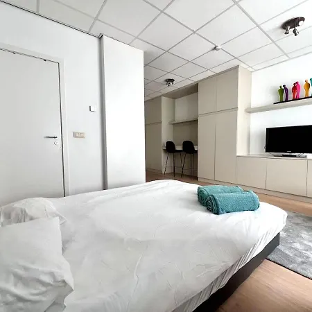 Apartment - 2 Min From Grand Place - Stunning