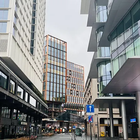 Grande Place Apartment *