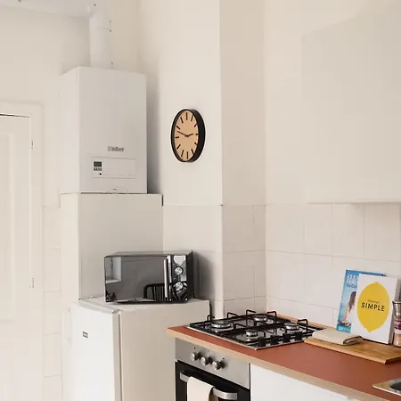 Bright & Modern 2 Bedroom In Ixelles Apartment