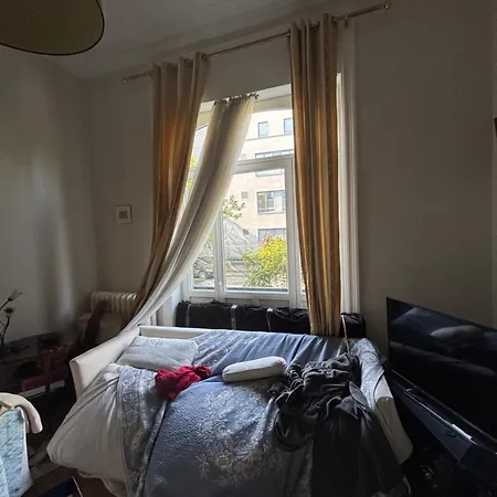 Partie Jasmin Apartment Brussels