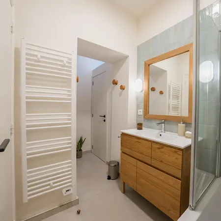 Apartment Your Wellness Sanctuary - Private Sauna And Gym Brussels