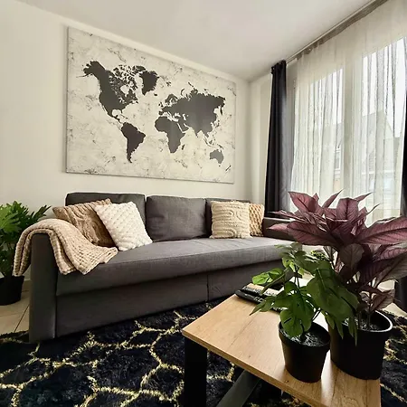 Apartment & Elegant Close To The European Parliament *