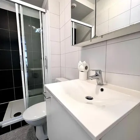 - 2 Min From Grand Place - Stunning