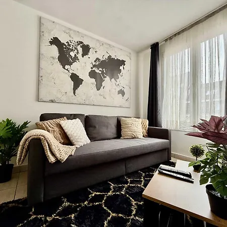 Apartment & Elegant Close To The European Parliament Brussels