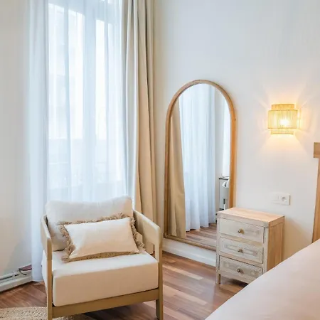 Apartment Your Wellness Sanctuary - Private Sauna And Gym Brussels