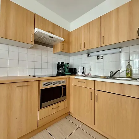 Apartment & Elegant Close To The European Parliament *