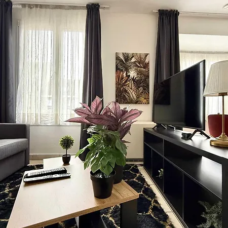 Apartment & Elegant Close To The European Parliament Brussels
