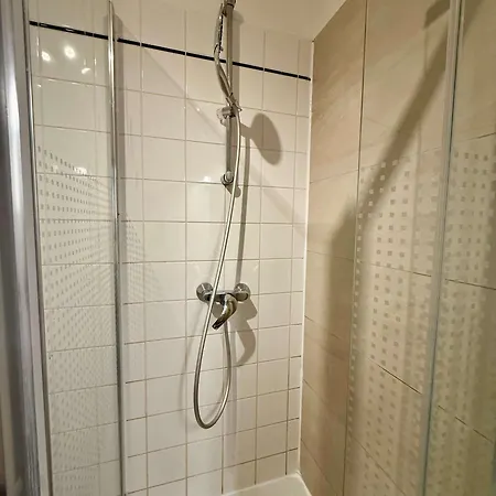 & Elegant Close To The European Parliament Apartment Brussels