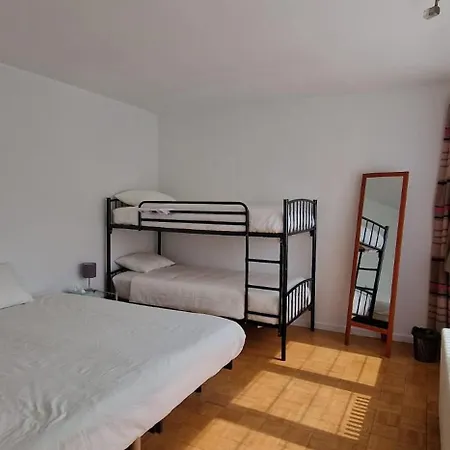 Les Peupliers Homestay