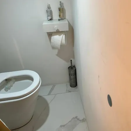Belle Petite Au Coeur De Homestay *
