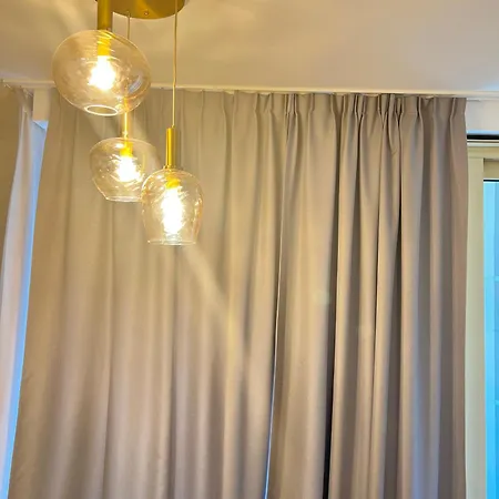Family-appartement-brussels-tours Et Taxis Apartment