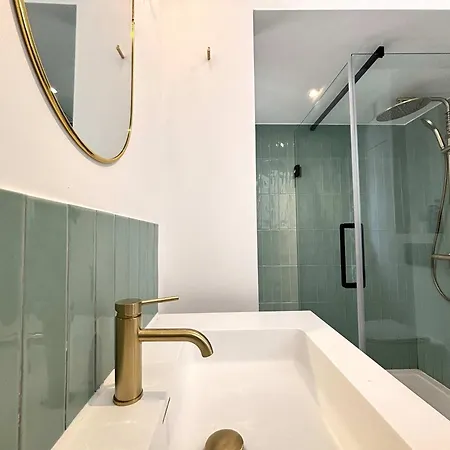 Apartment Stylish In Chatelain - Parking & Comfort Brussels
