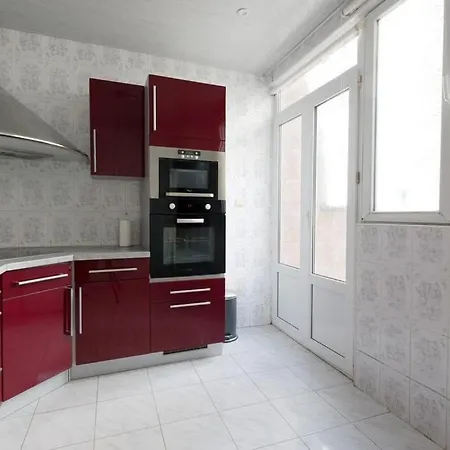 Apartment Cozy, Bright 2-bedroom Duplex In Brussels-laeken *
