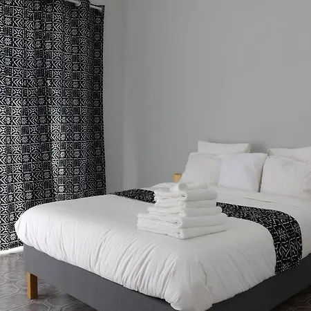 Apartment Cozy, Bright 2-bedroom Duplex In Brussels-laeken Brussels