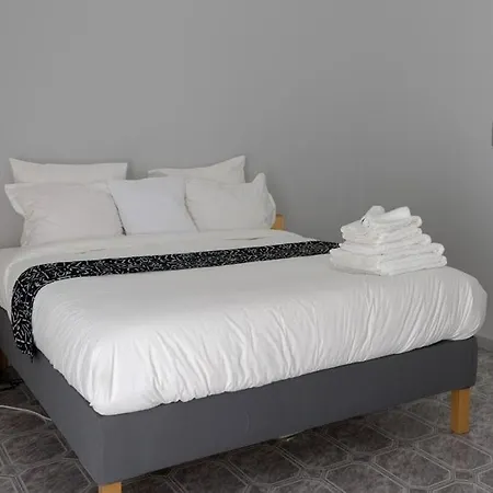 Apartment Cozy, Bright 2-bedroom Duplex In Brussels-laeken *