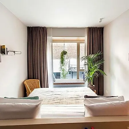 Latroupe Jardin Secret Hotel 3*