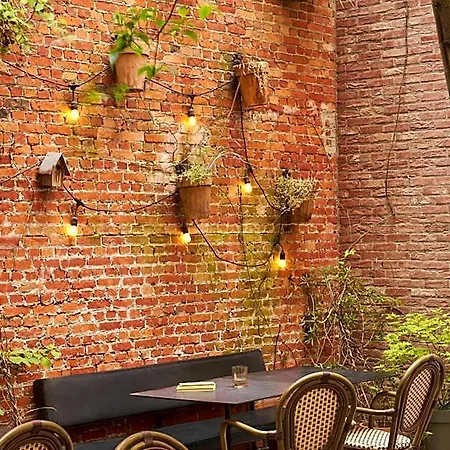 Hotel Latroupe Jardin Secret Brussels