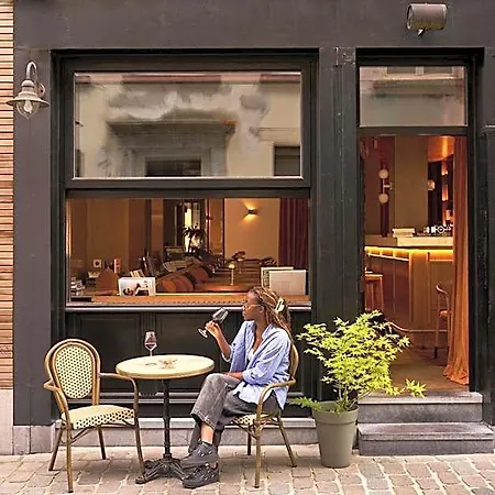Latroupe Jardin Secret 3* Brussels