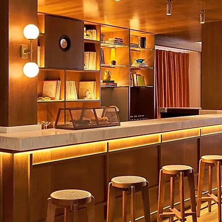 Hotel Latroupe Jardin Secret Brussels