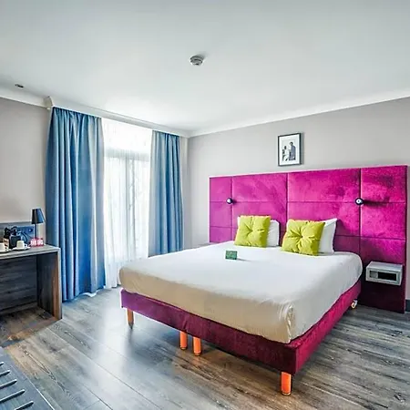 Marivaux Hotel 4*