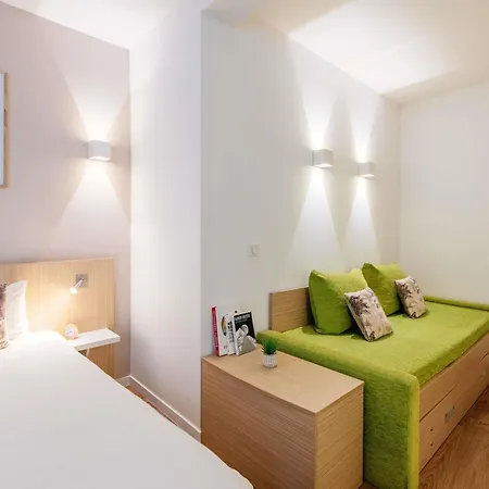 Adagio Access Europe Aparthotel 4*