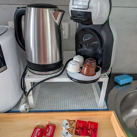 Apartment Superbe Au 1er Etage, Proche De La Gare Du Midi Brussels