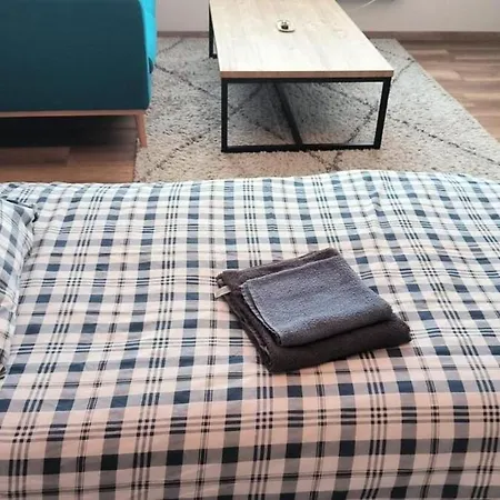 Sleek Near Madou & Royal Park In Eu Area Apartment *