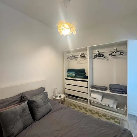 Quartier Ixelles - Metros Louise, Porte De Namur, Trone Apartment *