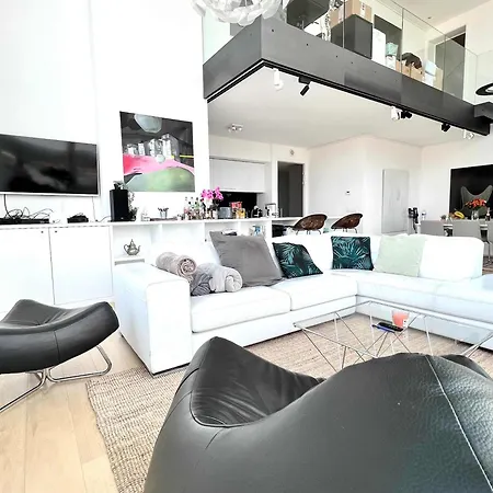 Skyline Luxury Penthouse In 220 M2 Of Elegance Bed & Breakfast Brussels