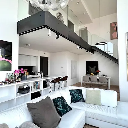 Bed & Breakfast Skyline Luxury Penthouse In 220 M2 Of Elegance 4*