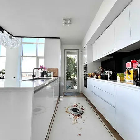 Skyline Luxury Penthouse In 220 M2 Of Elegance Bed & Breakfast 4*
