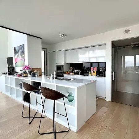 Skyline Luxury Penthouse In 220 M2 Of Elegance Bed & Breakfast 4*