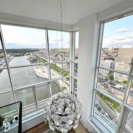 Bed & Breakfast Skyline Luxury Penthouse In 220 M2 Of Elegance Brussels