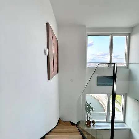 Skyline Luxury Penthouse In 220 M2 Of Elegance Bed & Breakfast 4*