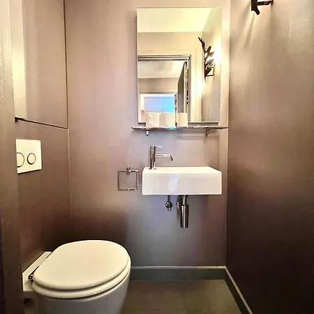 Skyline Luxury Penthouse In 220 M2 Of Elegance