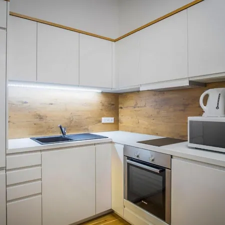 Manneken Pis Apat Apartment *
